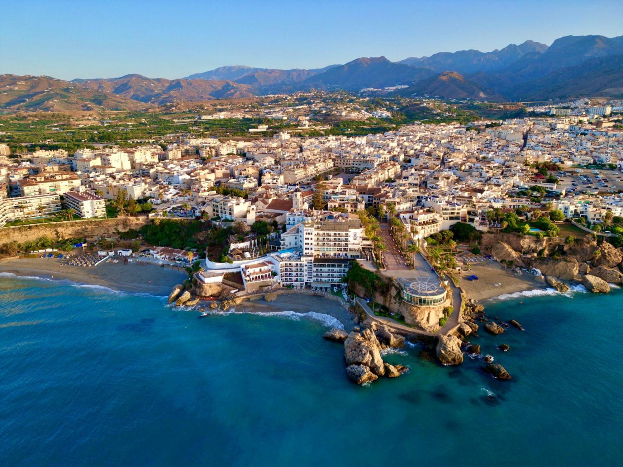 Apartamento Los Angeles Nerja Exterior photo